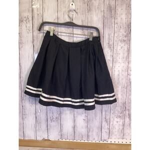Hot Topic Black Pleated Schoolgirl Mini Skirt with White Stripes – Size SM